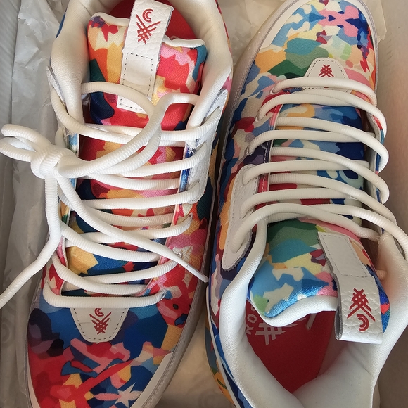 Colorful Athletic Men's Sneakers - Picture 7 of 9